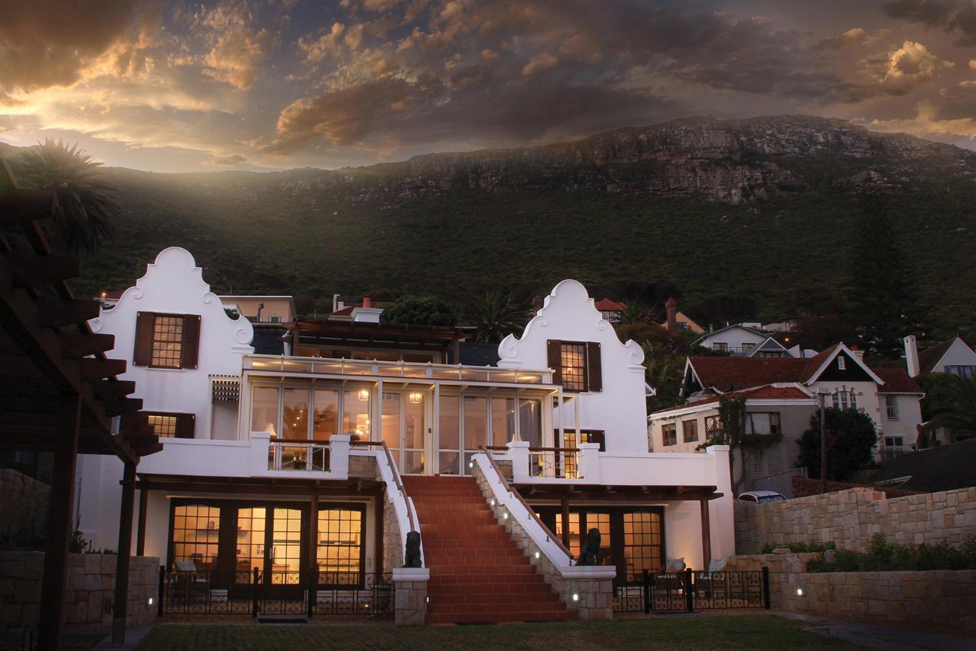 St James Guest Houses Kalk Bay Exteriör bild